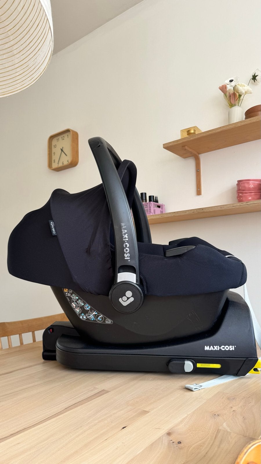 Maxi-Cosi Cabriofix i-Size met FamilyFix 3 base, Ophalen, Autogordel of Isofix, Gebruikt, 0 t/m 13 kg