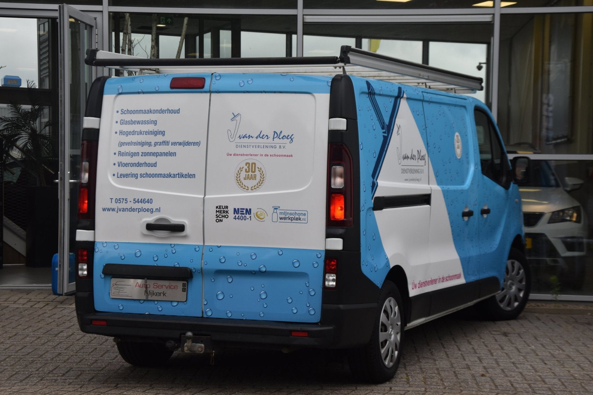 Renault Trafic 1.6 dCi L2H1 | Navi | Airco | Cruise | PDC |, Voorwielaandrijving, Euro 5, Gebruikt, Zwart