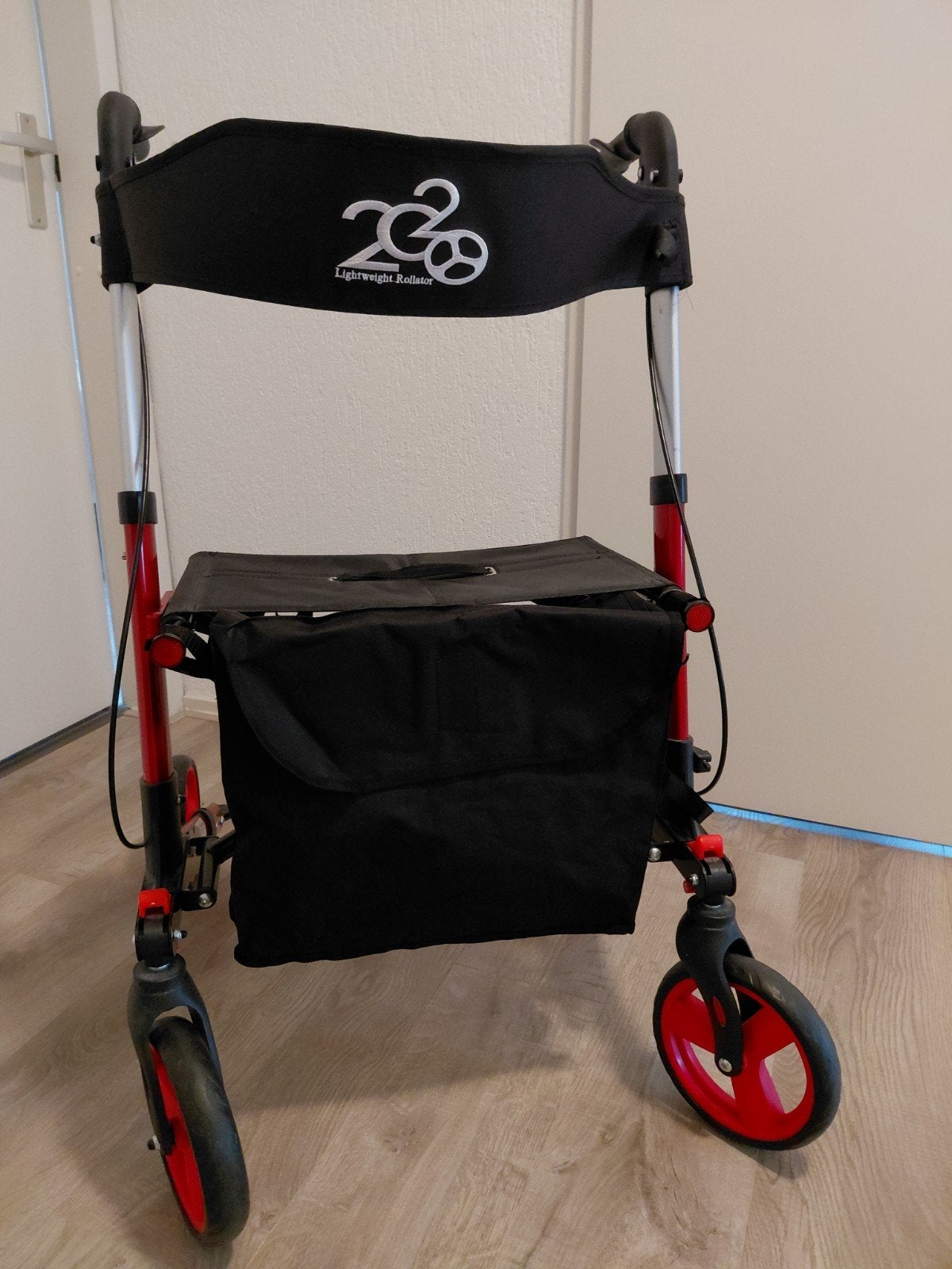 rollator met inklapbare wielen, Ophalen, Opvouwbaar, Gebruikt