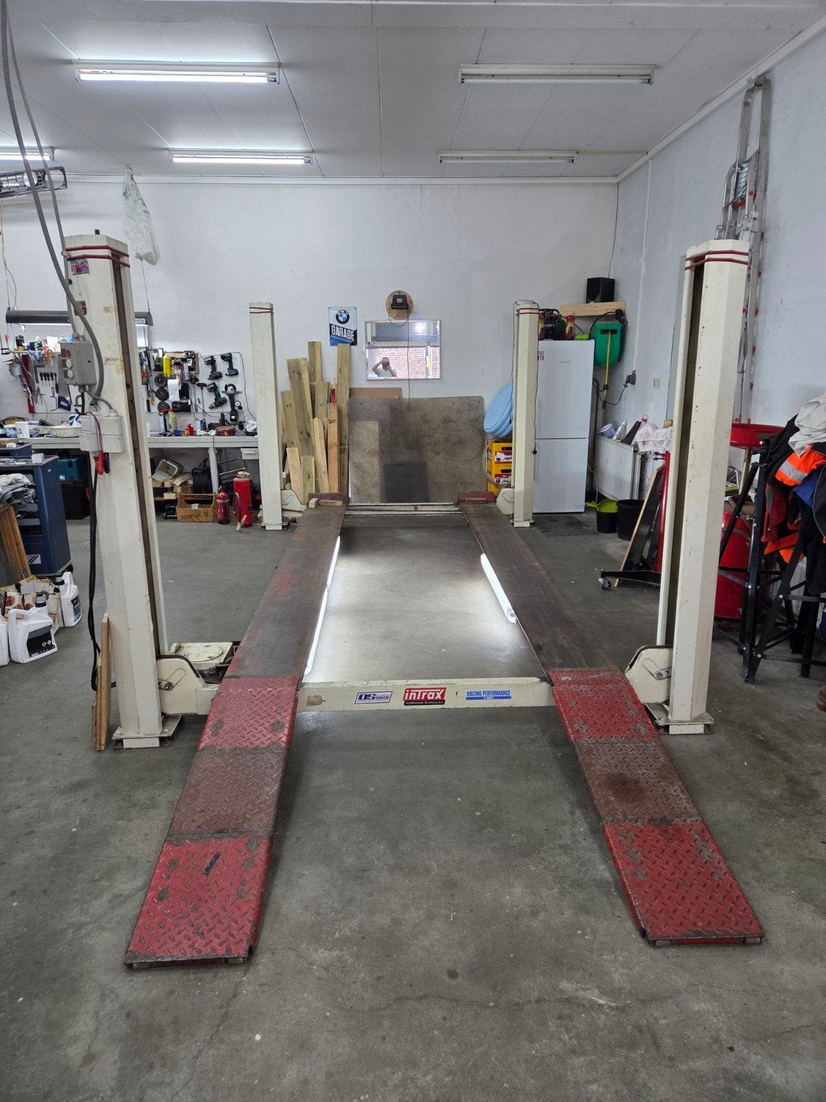 Koni Autobrug 2500 kg, Ophalen