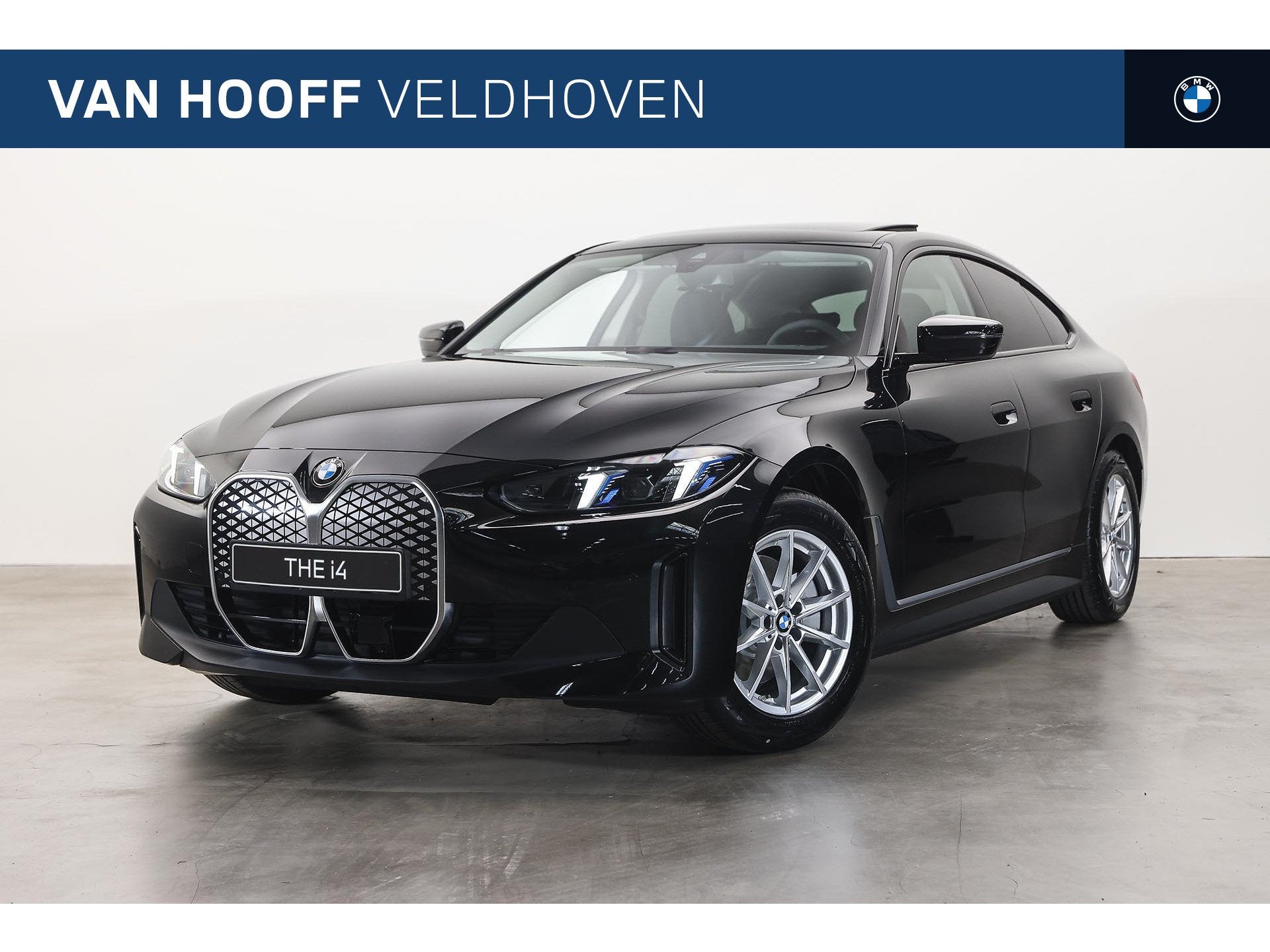 BMW i4 eDrive40 / Achteruitrijcamera / Adaptieve LED / Comfo, Auto's, Dealer onderhouden, Achterwielaandrijving, Zwart, 2020 kg