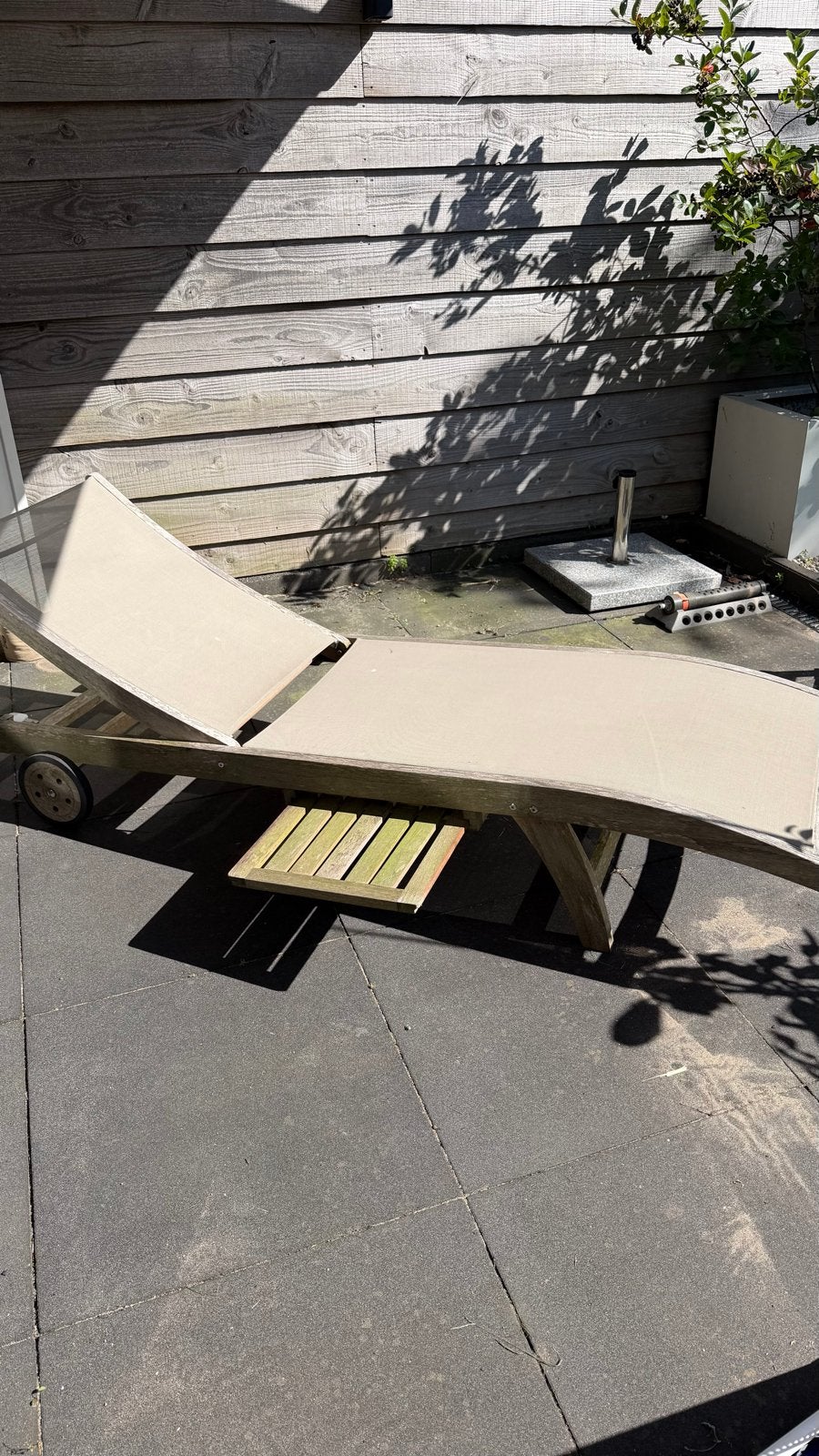 Houten Ligstoel met Wielen en Verstelbare Rugleuning, Ophalen, Gebruikt, Hout, Verstelbaar