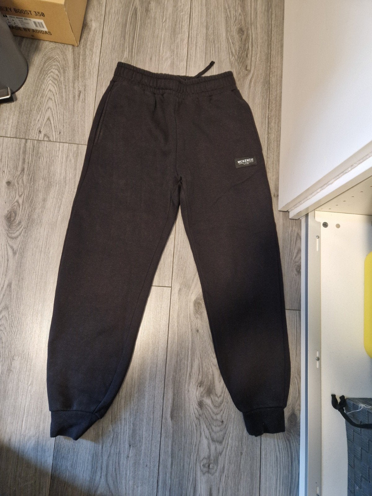 McKenzie Joggingbroek Zwart Maat S, Zwart, W32 (confectie 46) of kleiner, Ophalen of Verzenden, McKenzie