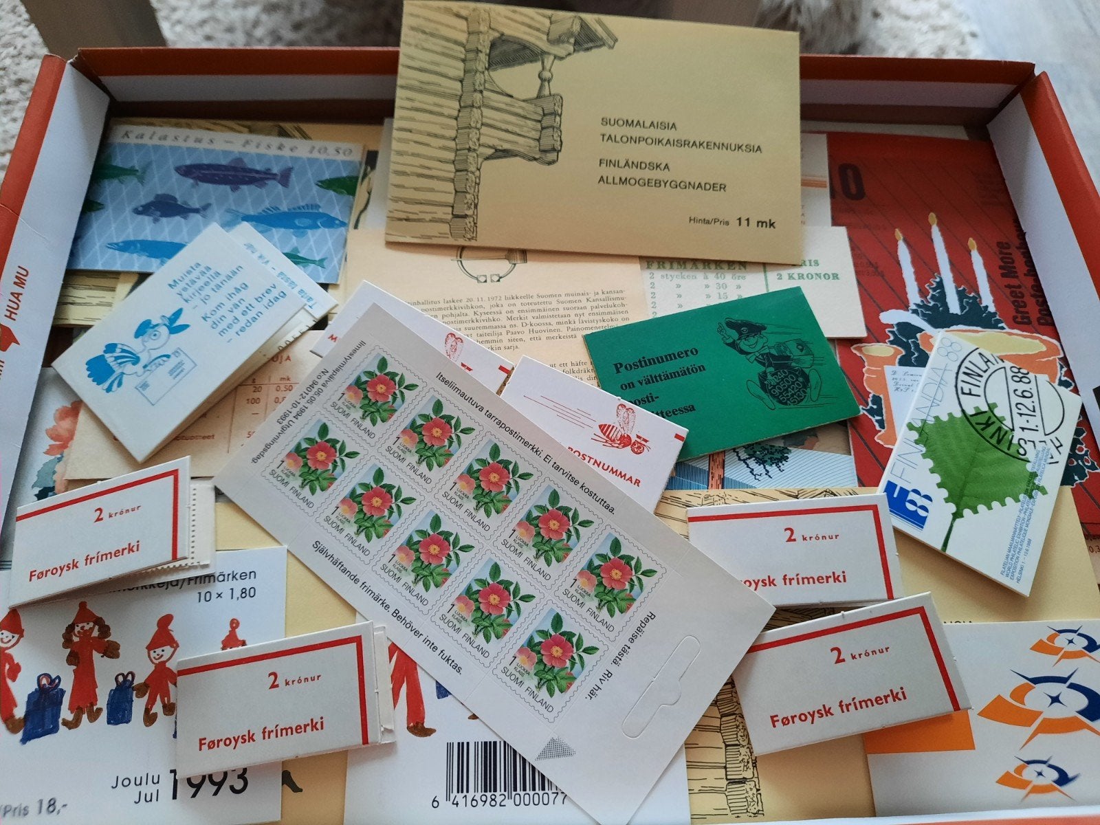 51 Postzegelboekjes Finland en Åland - Diverse Periodes, Postzegels en Munten, Verzenden, Buitenland
