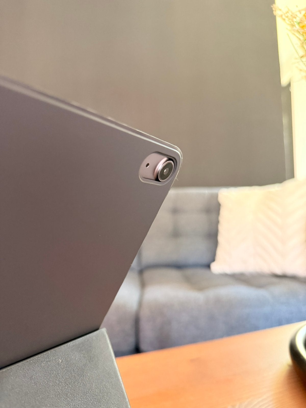 Foto 7 van Apple Ipad Air (2025) 13-inch (M3) WI-FI 128 GB + Folio