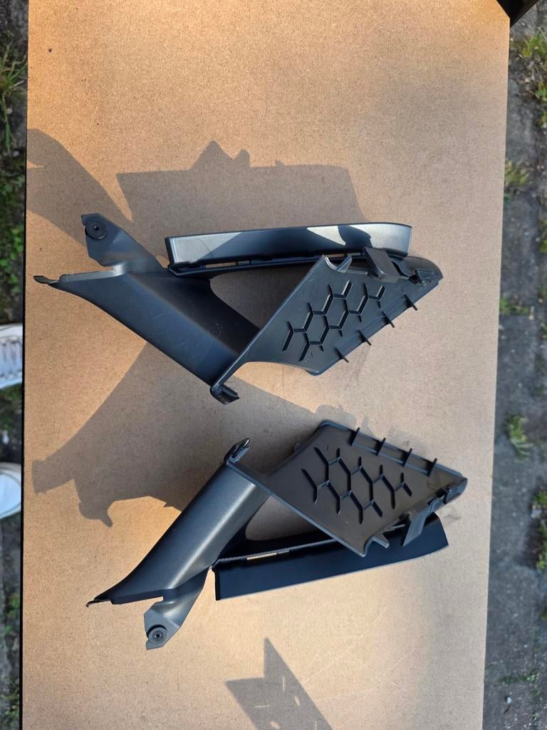 VW Golf MK7 A-stijl afdekpaneel links en rechts, Auto-onderdelen, Carrosserie en Plaatwerk, Volkswagen, Ophalen of Verzenden, Spatbord