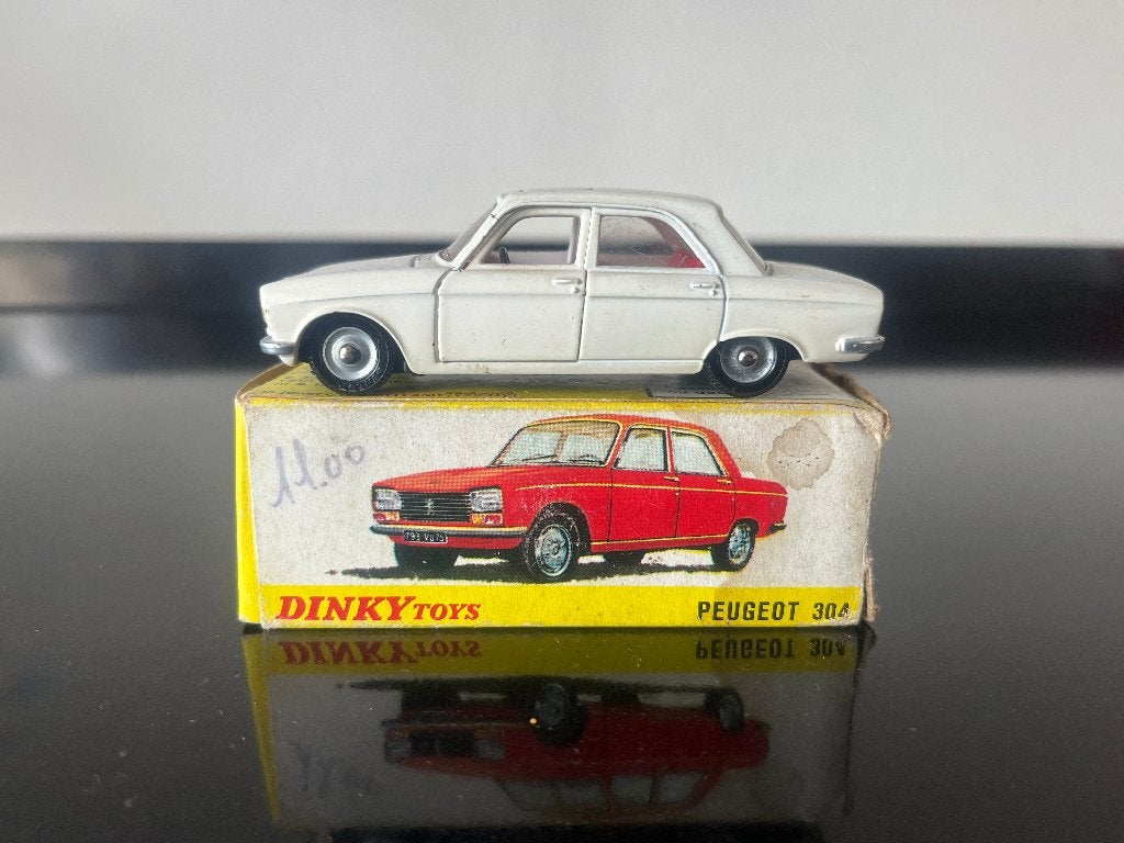 Dinky Toys #1428 Peugeot 304, Hobby en Vrije tijd, Modelauto's | 1:43, Ophalen of Verzenden, Zo goed als nieuw, Auto, Dinky Toys