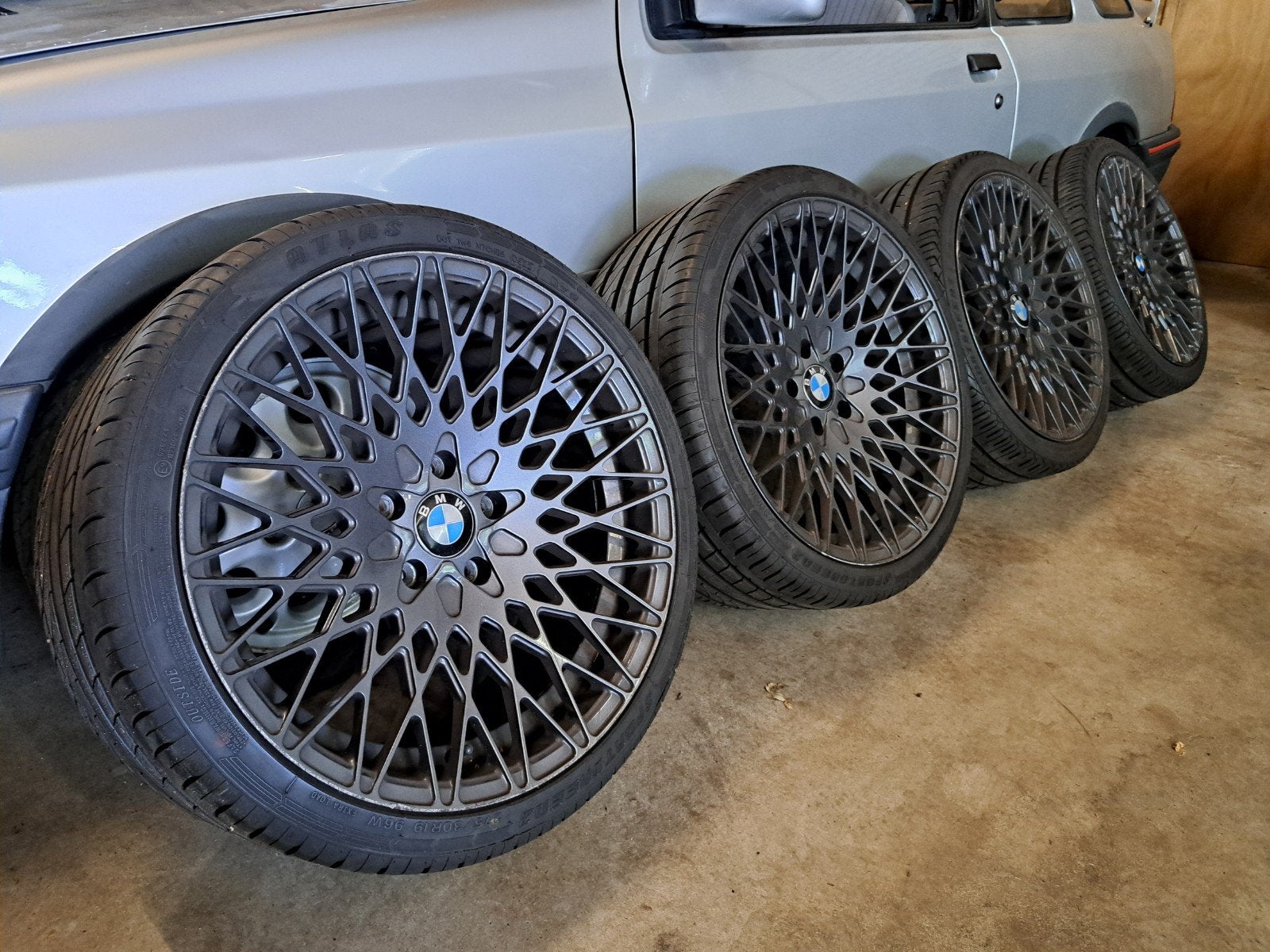 BMW 19 inch Breedset Sportvelgen Banden 275-30-19 235-35-19, Gebruikt, 275 mm, Banden en Velgen, Personenwagen