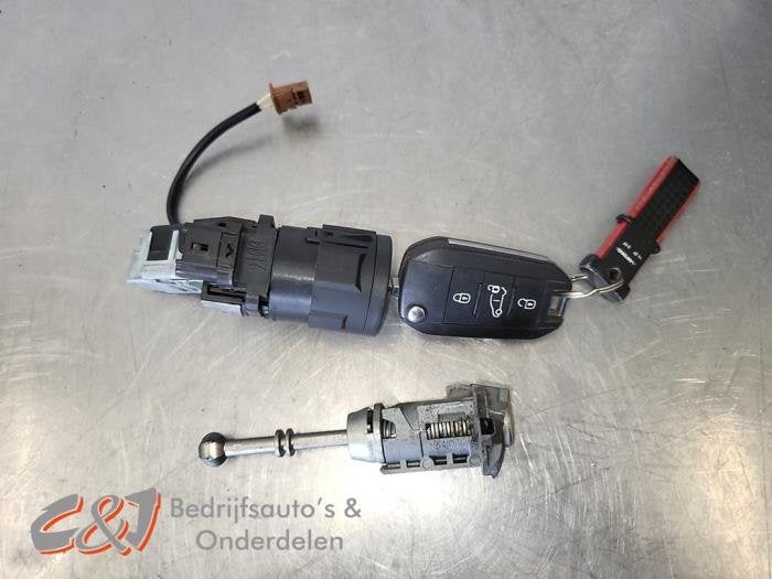 Kontaktslot + Sleutel van een Citroen Berlingo, Gebruikt, -, Ophalen of Verzenden, -