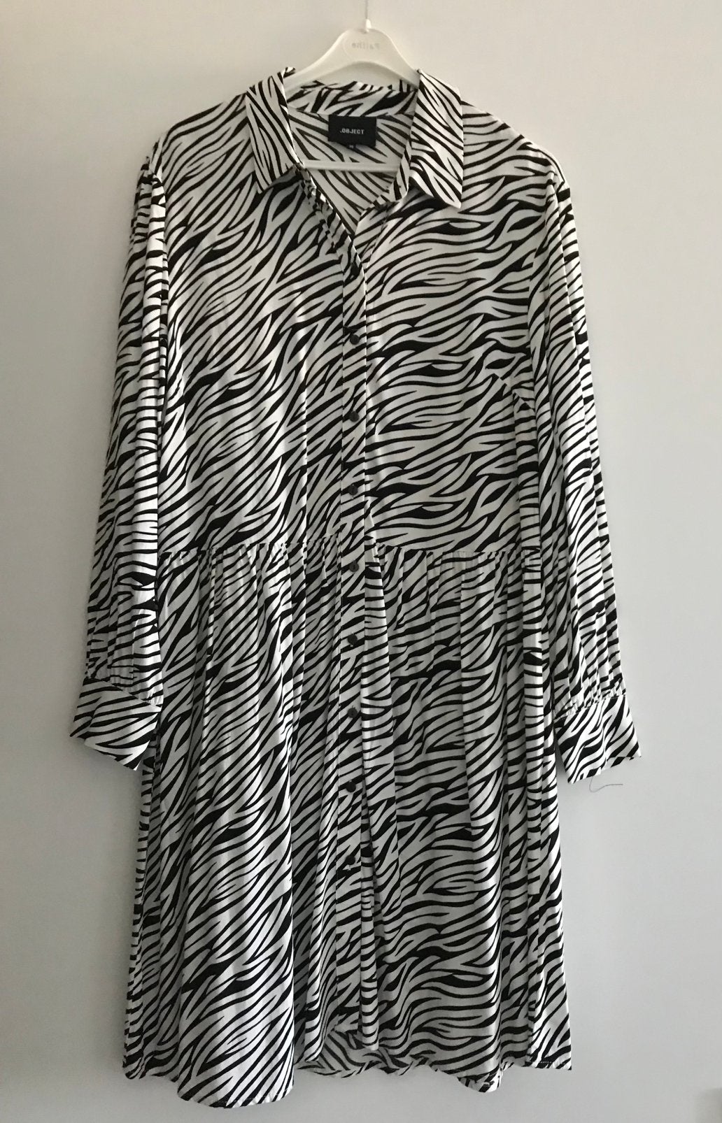 Leuke jurk maat 38  nieuw, Kleding | Dames, Jurken, Ophalen of Verzenden, Zo goed als nieuw, Maat 38/40 (M), Boven de knie