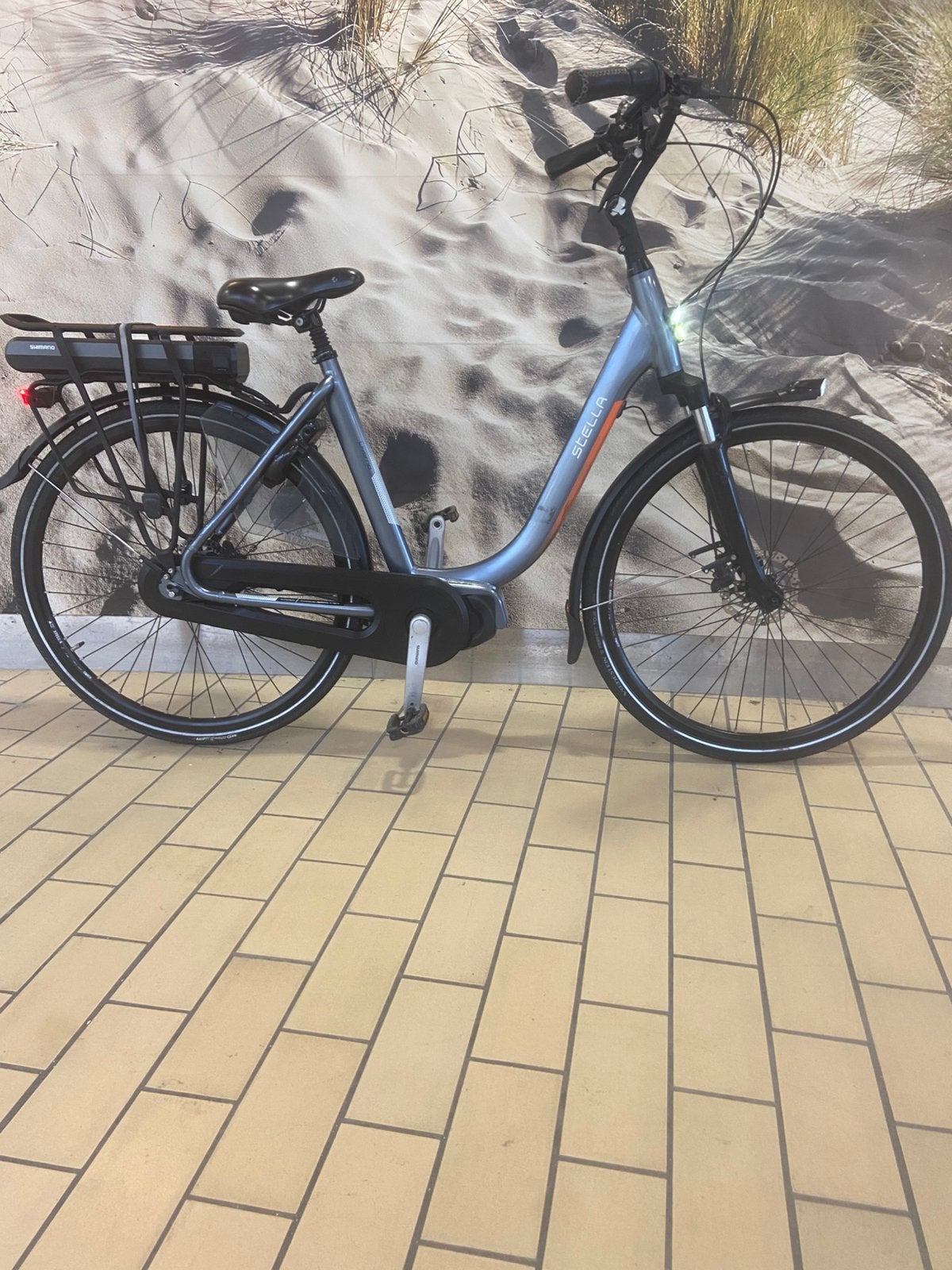 Stella Livorno middenmotor Elektrische fiets in prima staat., 53 tot 56 cm, ., Versnellingen, Zo goed als nieuw