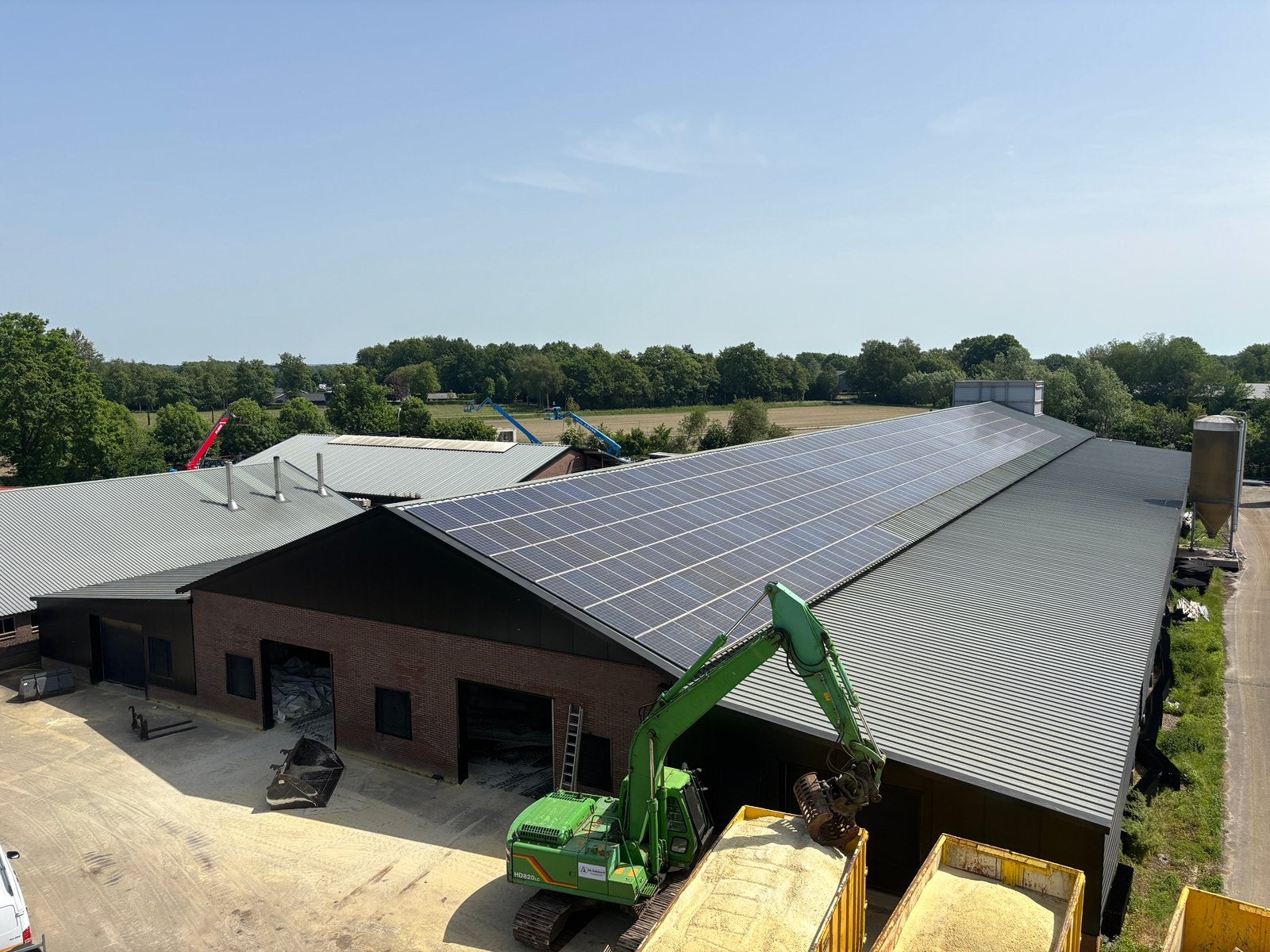 Spanten en dakpanelen - kippenschuur, Ophalen, Gebruikt, 15 m² of meer