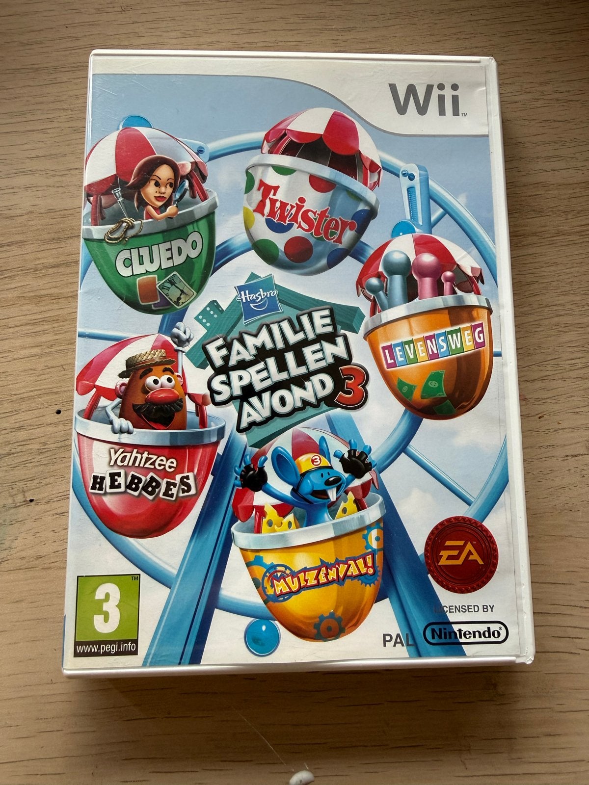 Hasbro Familie Spellen Avond 3 Wii - Zo goed als nieuw, Spelcomputers en Games, Overige genres, Eén computer, Ophalen of Verzenden