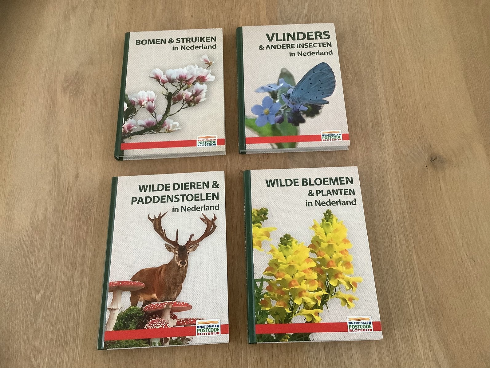 Nieuwe Postcodeloterij Natuurboeken - 4 stuks, Ophalen of Verzenden, Nieuw, Bloemen, Planten en Bomen