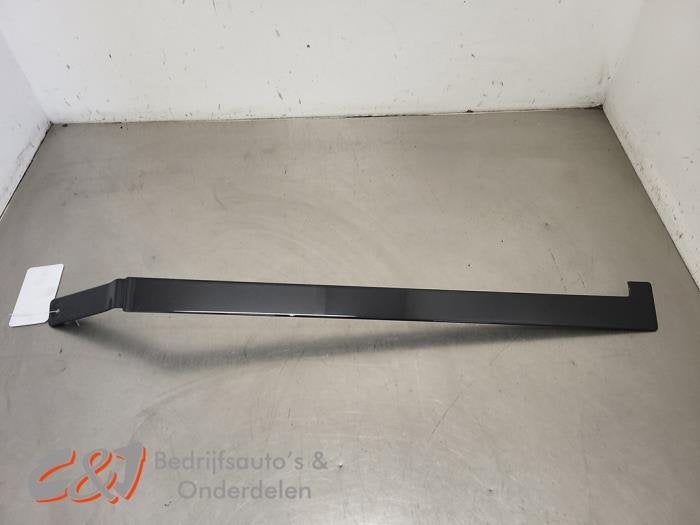 Schuifdeur Rail rechts van een Opel Combo, Auto-onderdelen, Carrosserie en Plaatwerk, Gebruikt, -, -, Opel