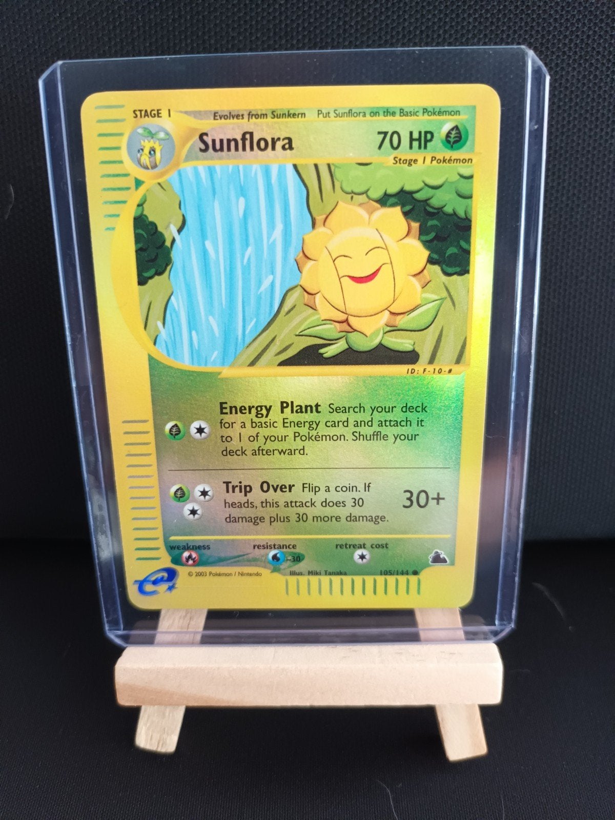Pokémon Sunflora 105/144 Skyridge Reverse Holo 2003 WOTC, NM, Ophalen of Verzenden, Zo goed als nieuw, Losse kaart, Foil