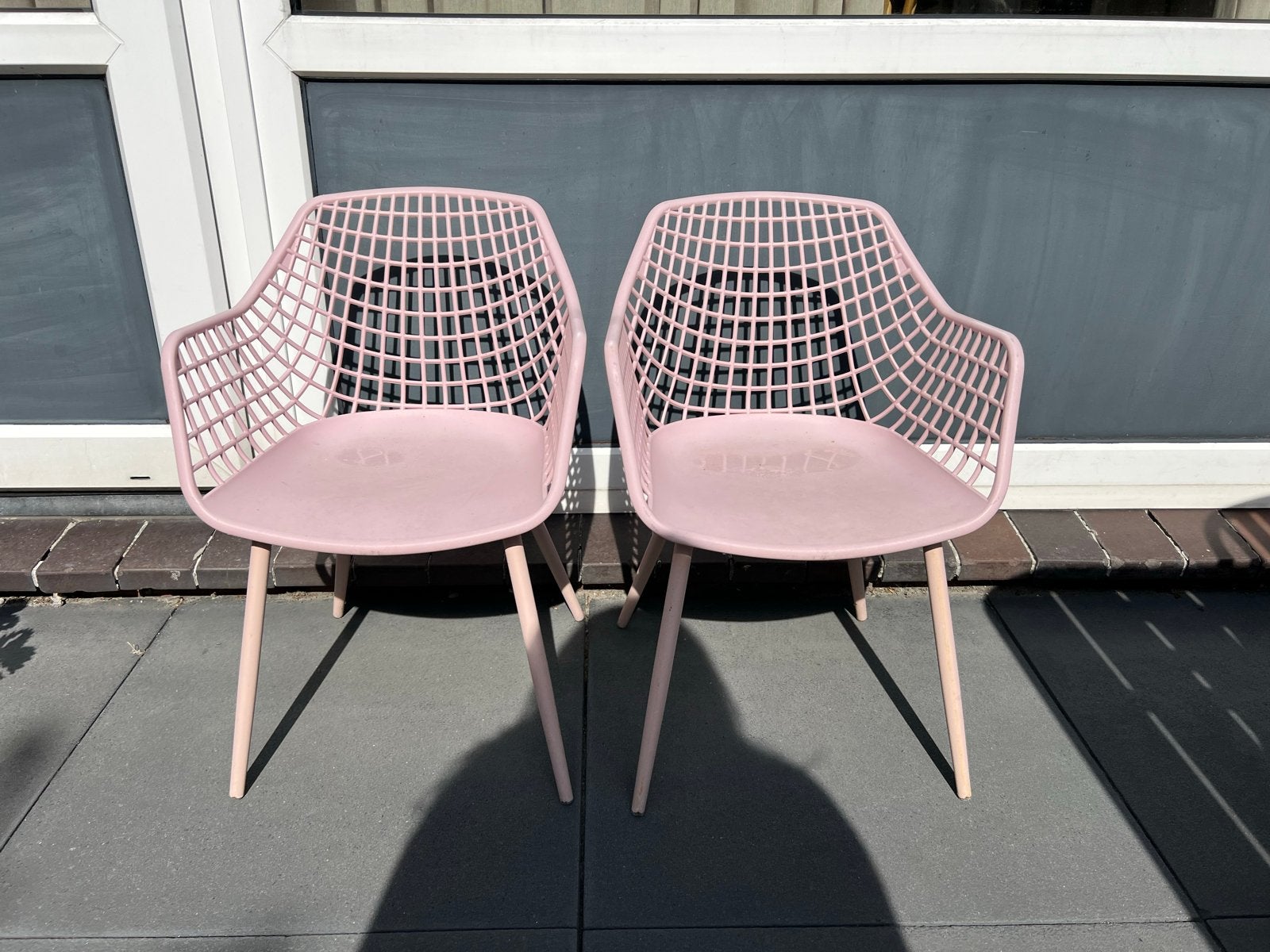 Kwantum set van 2 roze kunststof kinderstoelen, Ophalen, Kunststof, Gebruikt, Twee