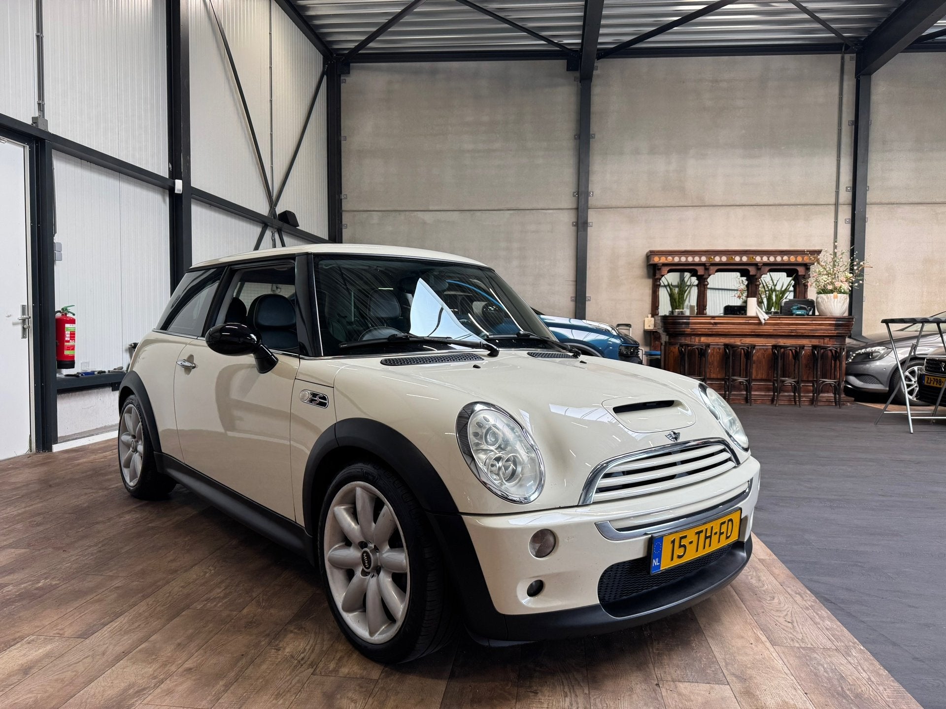 Foto 10 van Mini 3-Deurs 1.6 Cooper S Chili Automaat / LEDER / NAVI / CL