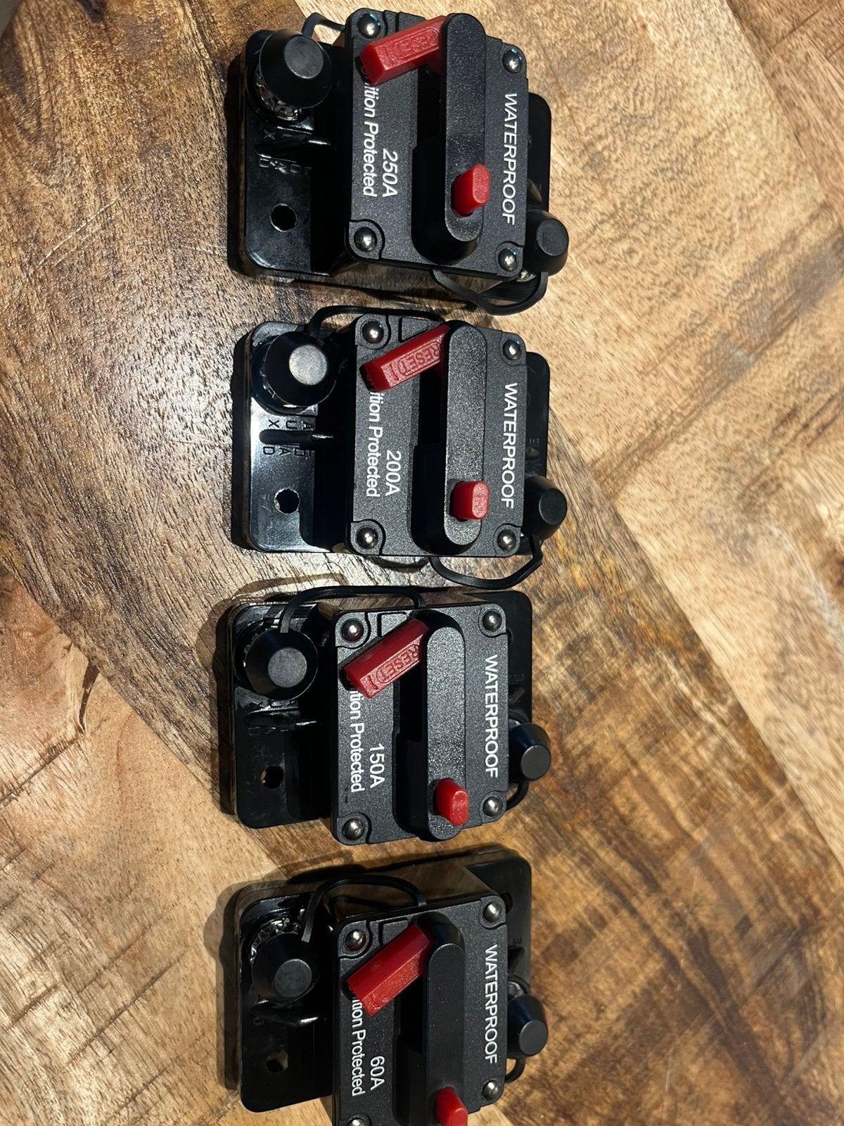automatische 12v zekering  boot camper caravan etc, Auto-onderdelen, Nieuw