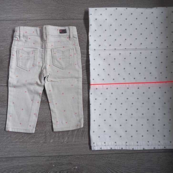 Wild & Ikks broekje met sterrenprint + lakentje, Kinderen en Baby's, Babykleding | Maat 68, Wild & Ikks, Broekje, Jongetje of Meisje