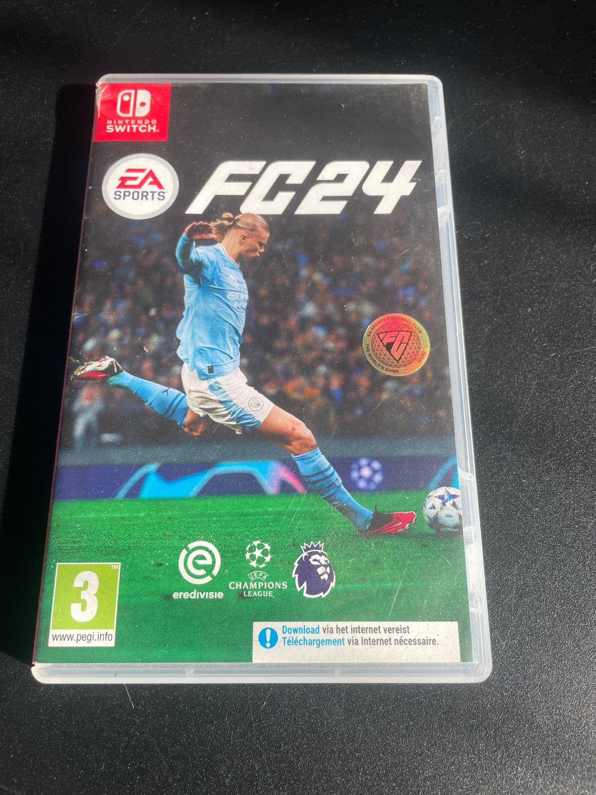 FC24 Nintendo Switch - Zo goed als nieuw, Spelcomputers en Games, Online, 1 speler, Ophalen of Verzenden, Zo goed als nieuw