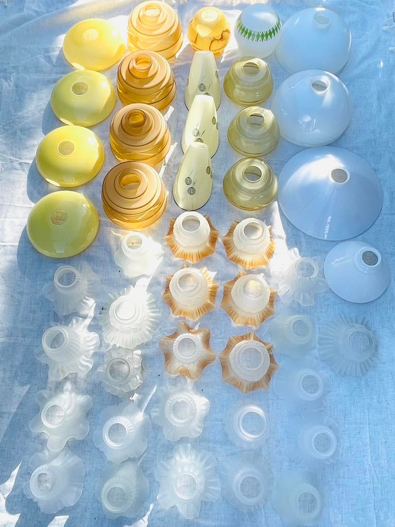 45 vintage Franse glazen lampenkappen, Antiek en Kunst, Curiosa en Brocante, Ophalen