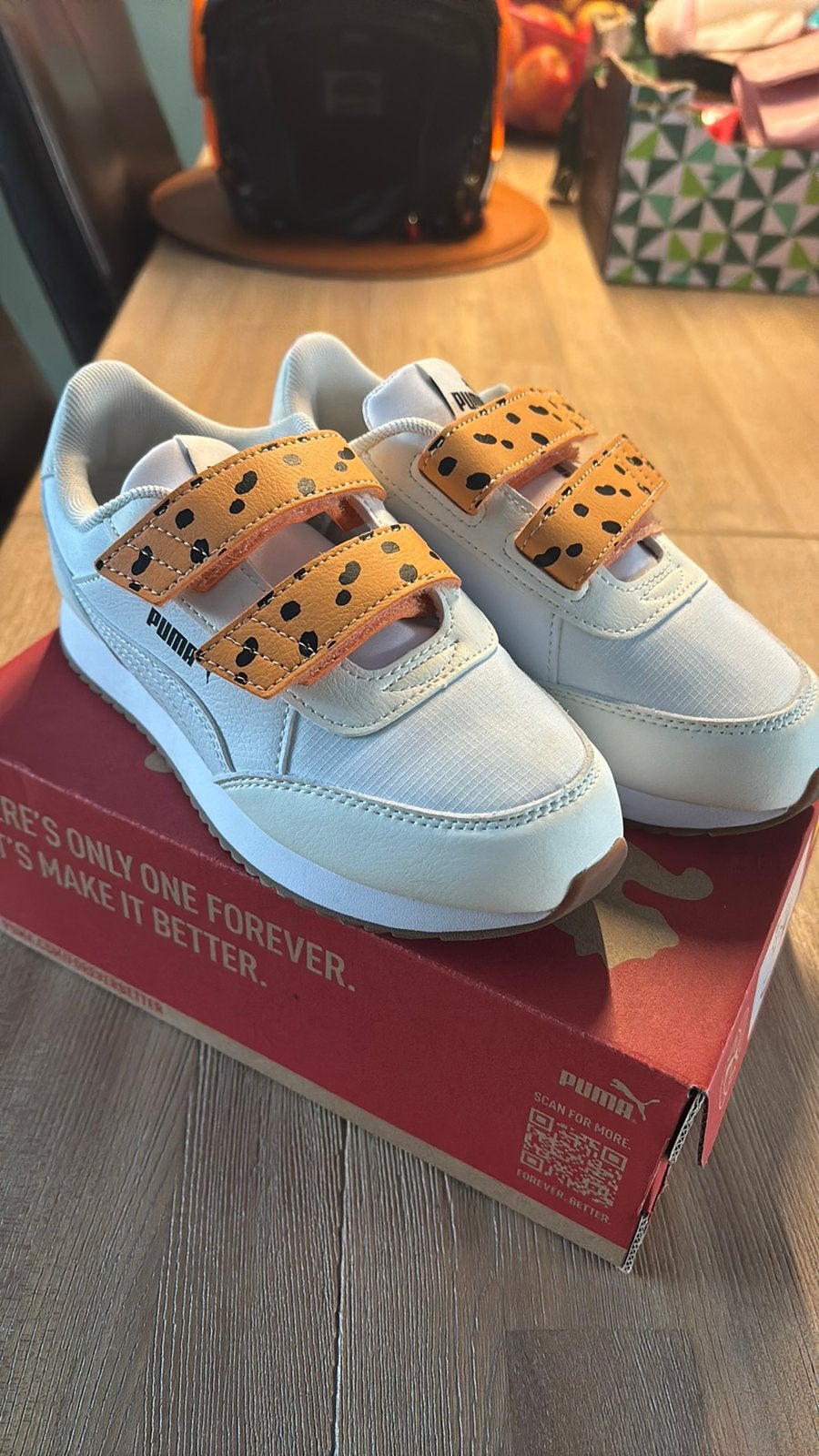 Nieuwe puma sneakers maat 33, Ophalen of Verzenden, Nieuw, Meisje, Schoenen
