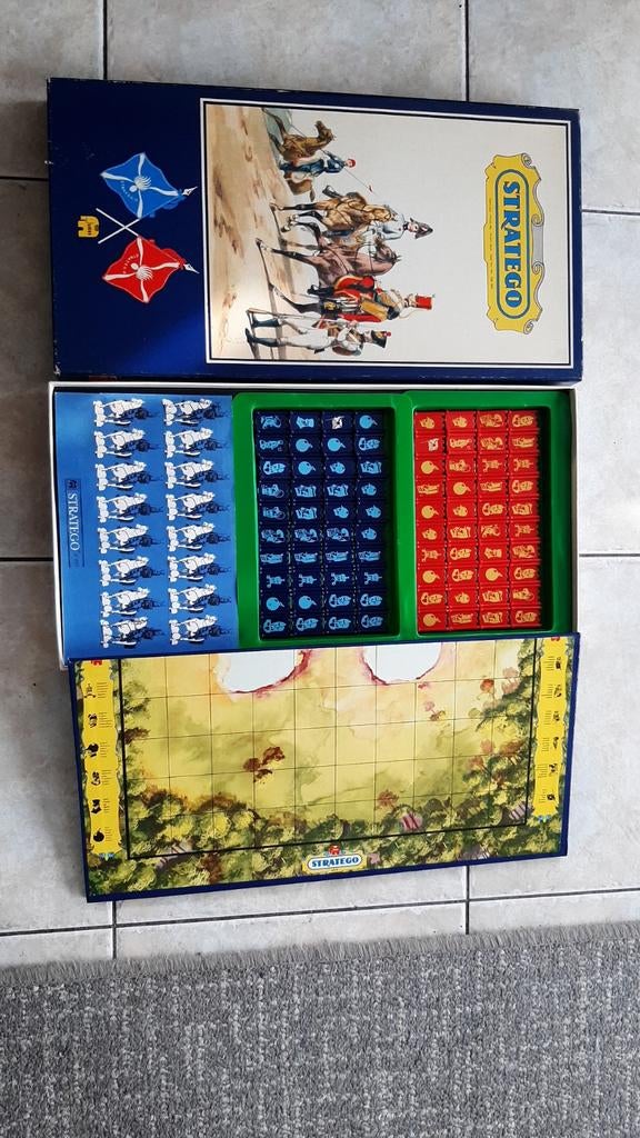 Bordspel Stratego..jaren 70..nette staat, Ophalen, Zo goed als nieuw