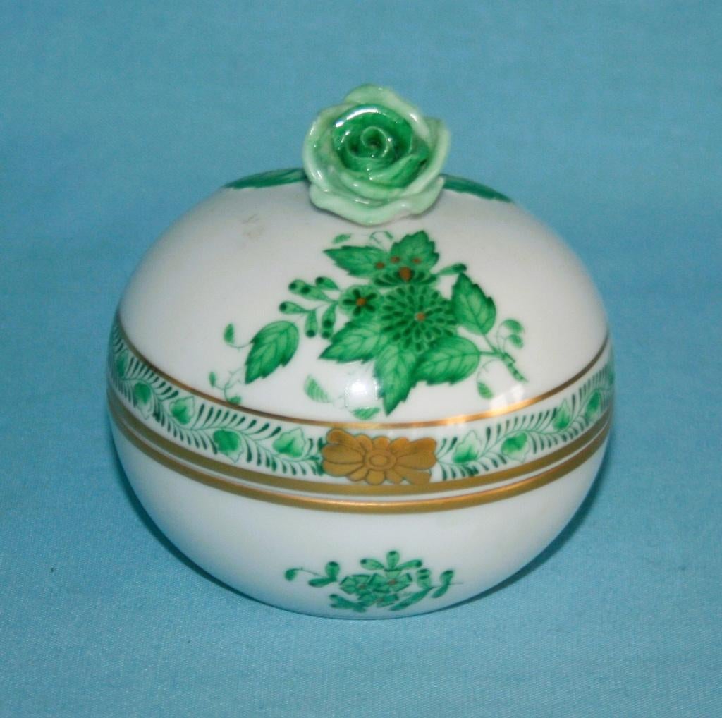 Herend -  " Apponyi " in Green - Lidded Pot - 6153/AV, Overige typen, Ophalen of Verzenden, Zo goed als nieuw, 2de Hands