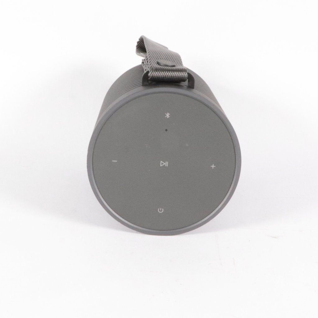 Bang & Olufsen speaker - Nette Staat, Bang en Olufson, Gebruikt, Support@bangenolufson.com, Bang &amp; Olufsen Group
Peter Bangs Vej 15
7600 Struer
Denmark