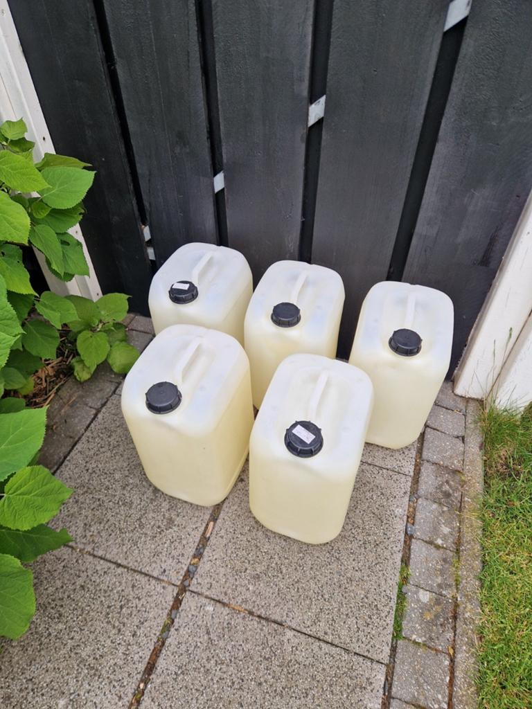Jerrycans voor brandstof - 12 L - 5 stuks, Ophalen, Gebruikt