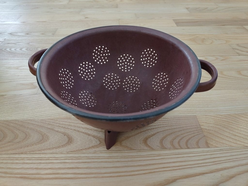 Vergiet bruin metaal doorsnee 22 cm vintage, Ophalen of Verzenden, Metaal, Bruin, Overige typen