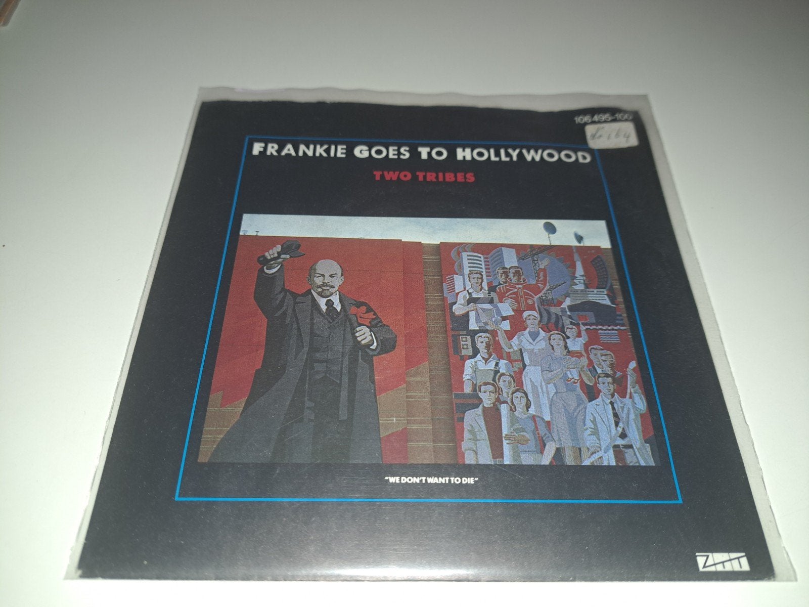 7" Frankie goes to Hollywood : two tribes, Ophalen of Verzenden, Gebruikt, Pop