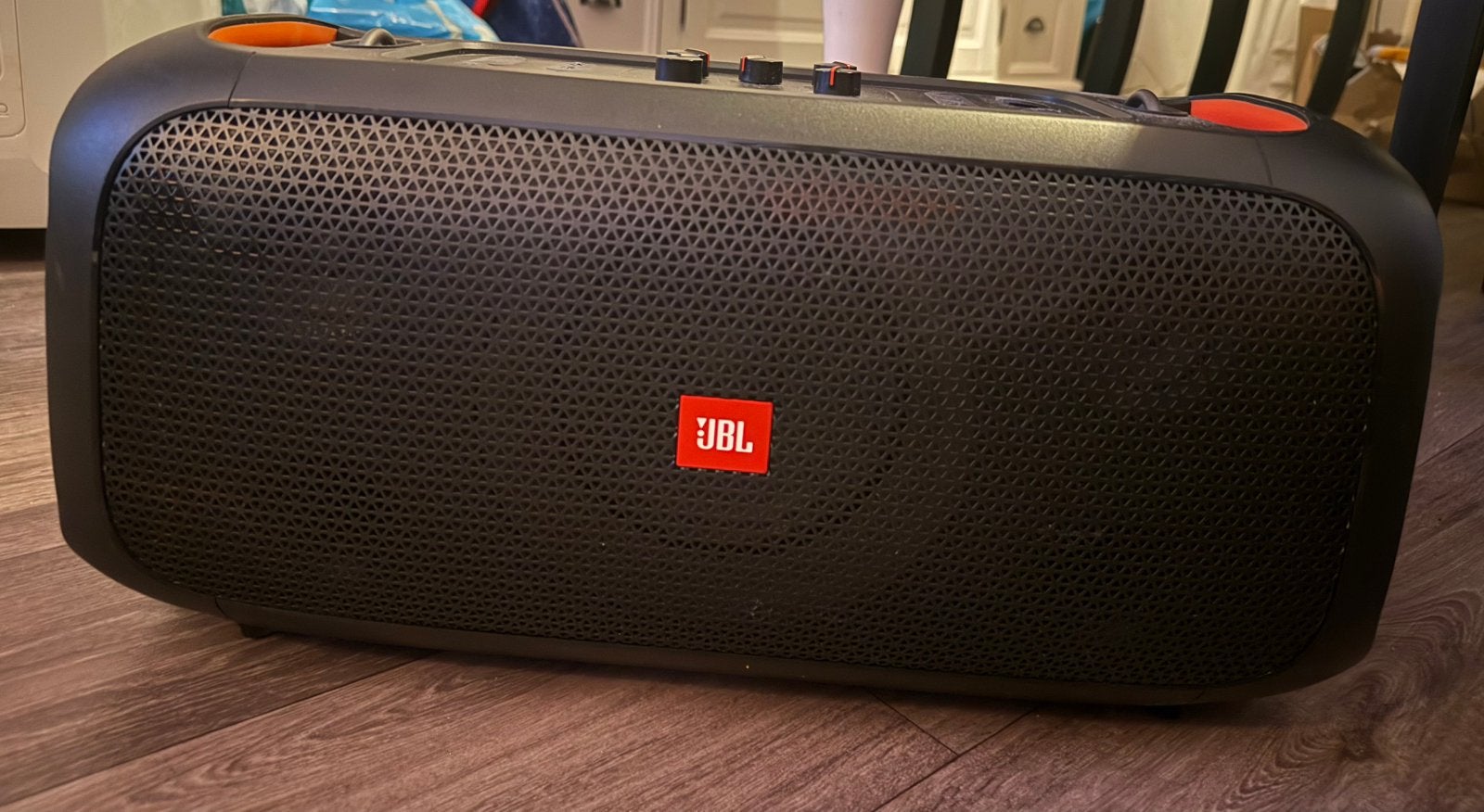 Jbl partybox on the go + 1 draadloze microfoon, Ophalen, Zo goed als nieuw, JBL