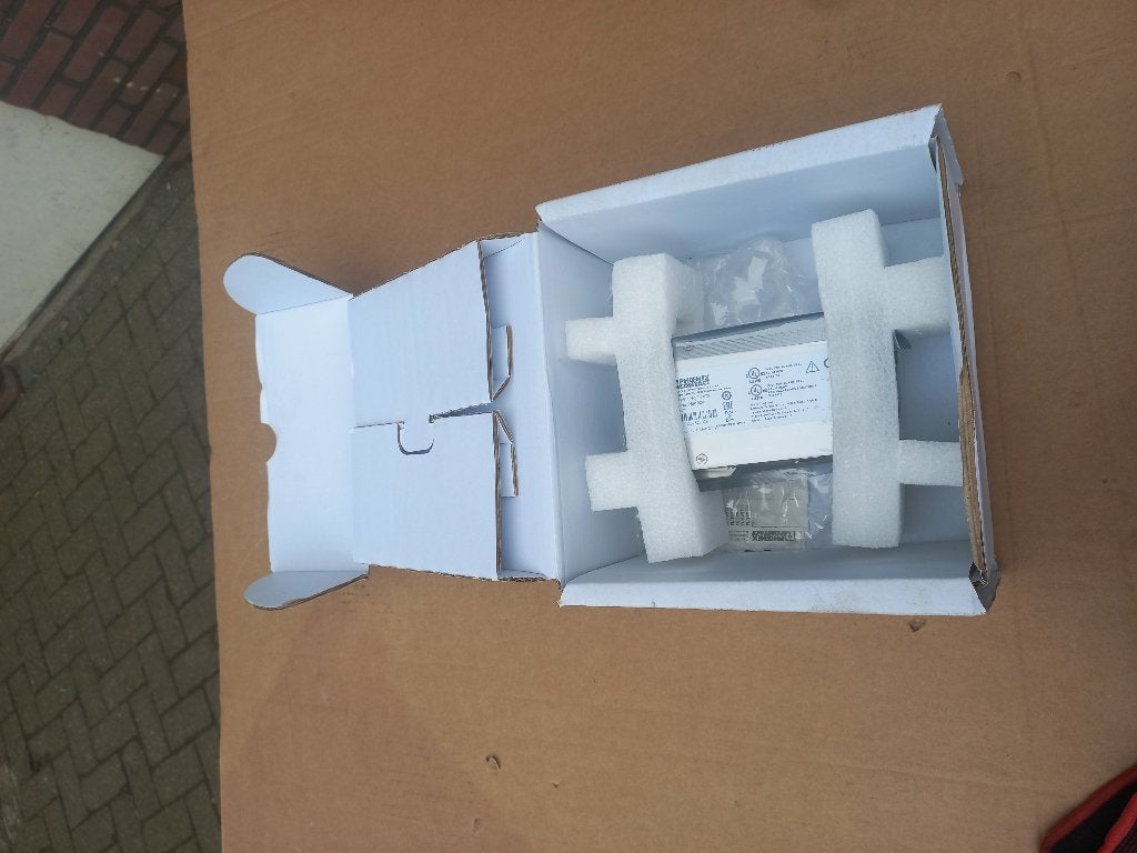 Phoenix Contact FL SWITCH SFN 8TX Ethernet switch € 80,00, Ophalen of Verzenden, Zo goed als nieuw