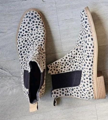 Prachtige Toms zomer laarzen in nieuwstaat 42,5, Kleding | Dames, Schoenen, Toms, Ophalen of Verzenden, Zo goed als nieuw, Hoge laarzen