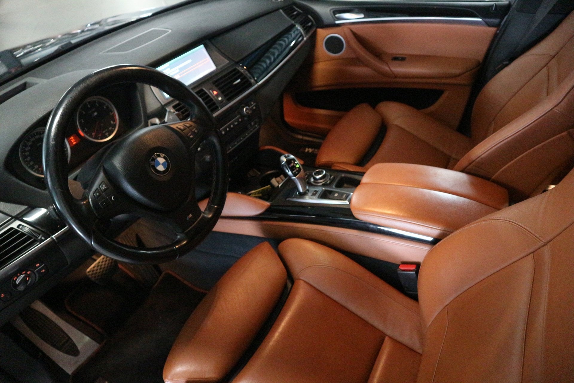 BMW X5 4.4i M 555 PK + M-SPORT + UNIEK VOERTUIG ! ! !, Auto's, Automaat, Euro 5, Gebruikt, Xenon verlichting