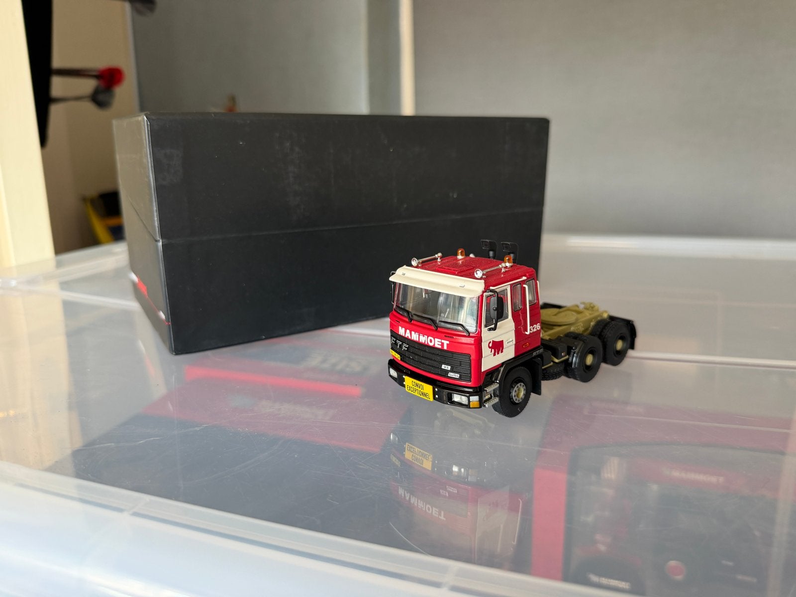 WSI Mammoet FTF Classics II Miniatuur Vrachtwagen, Ophalen of Verzenden, Zo goed als nieuw, Bus of Vrachtwagen