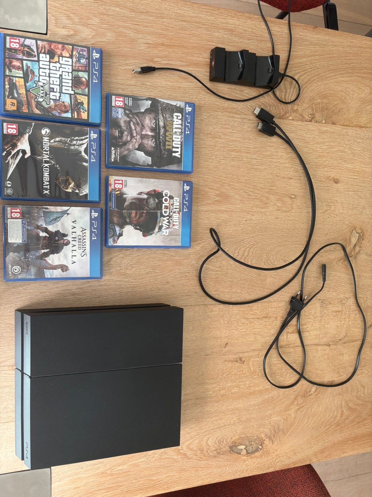 Playstation 4 + attributen, Ophalen of Verzenden, Zonder controller, Slim, Gebruikt