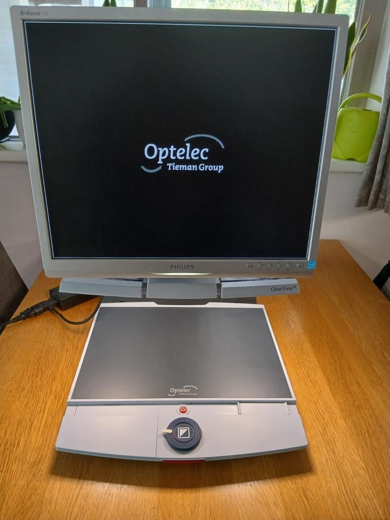 Philips Monitor met Optelec ClearView+ vergrotingssysteem, Philips, Gebruikt, Kantelbaar, Full HD