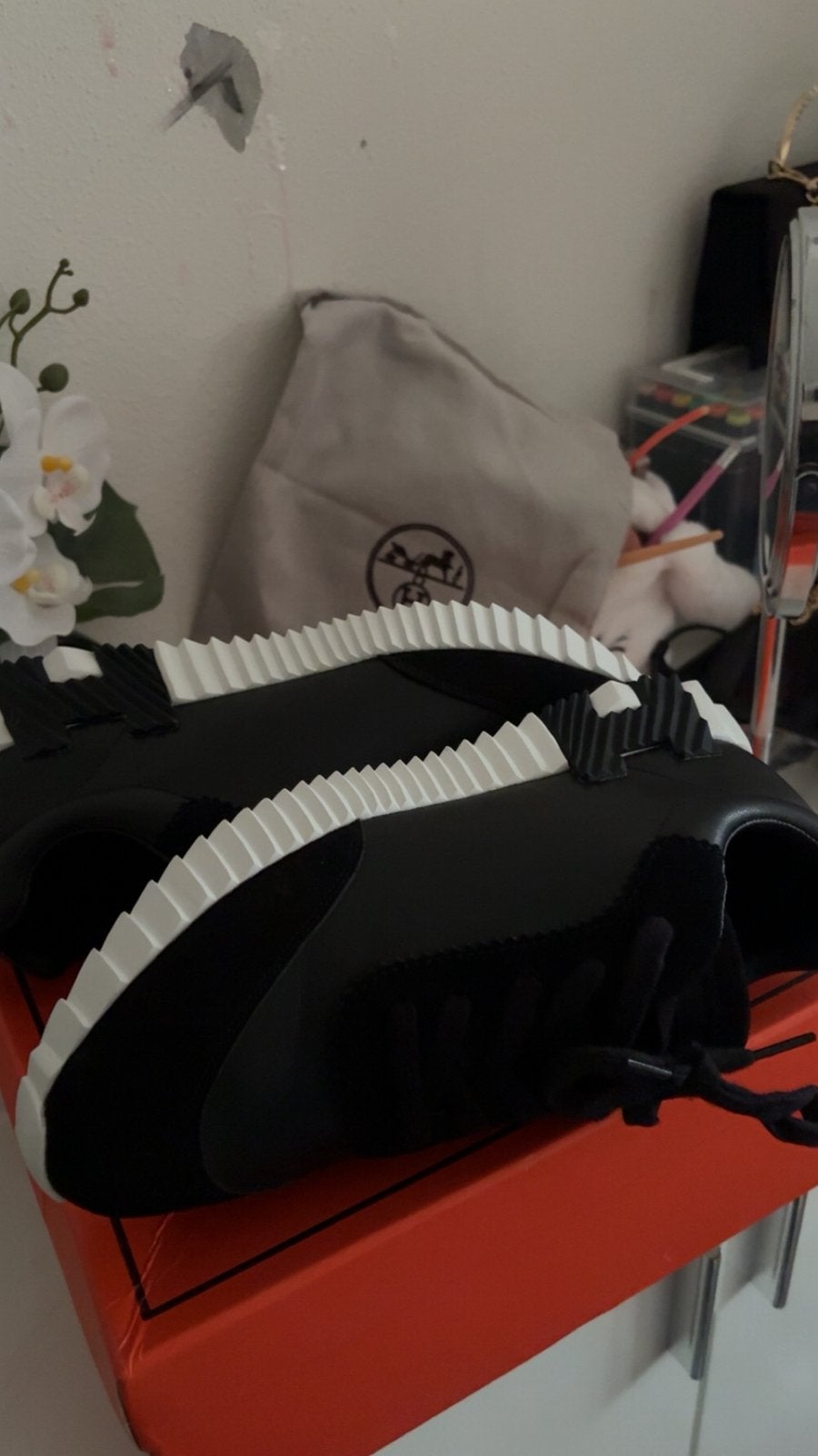 Hermes schoenen, Kleding | Heren, Zwart, Nieuw, Ophalen of Verzenden, Sneakers of Gympen