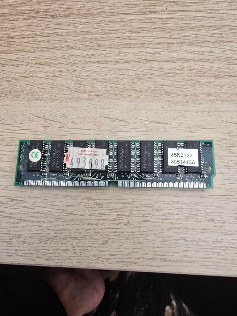16MB EDO RAM Geheugenmodule, Overige soorten, Ophalen of Verzenden, Desktop, Gebruikt