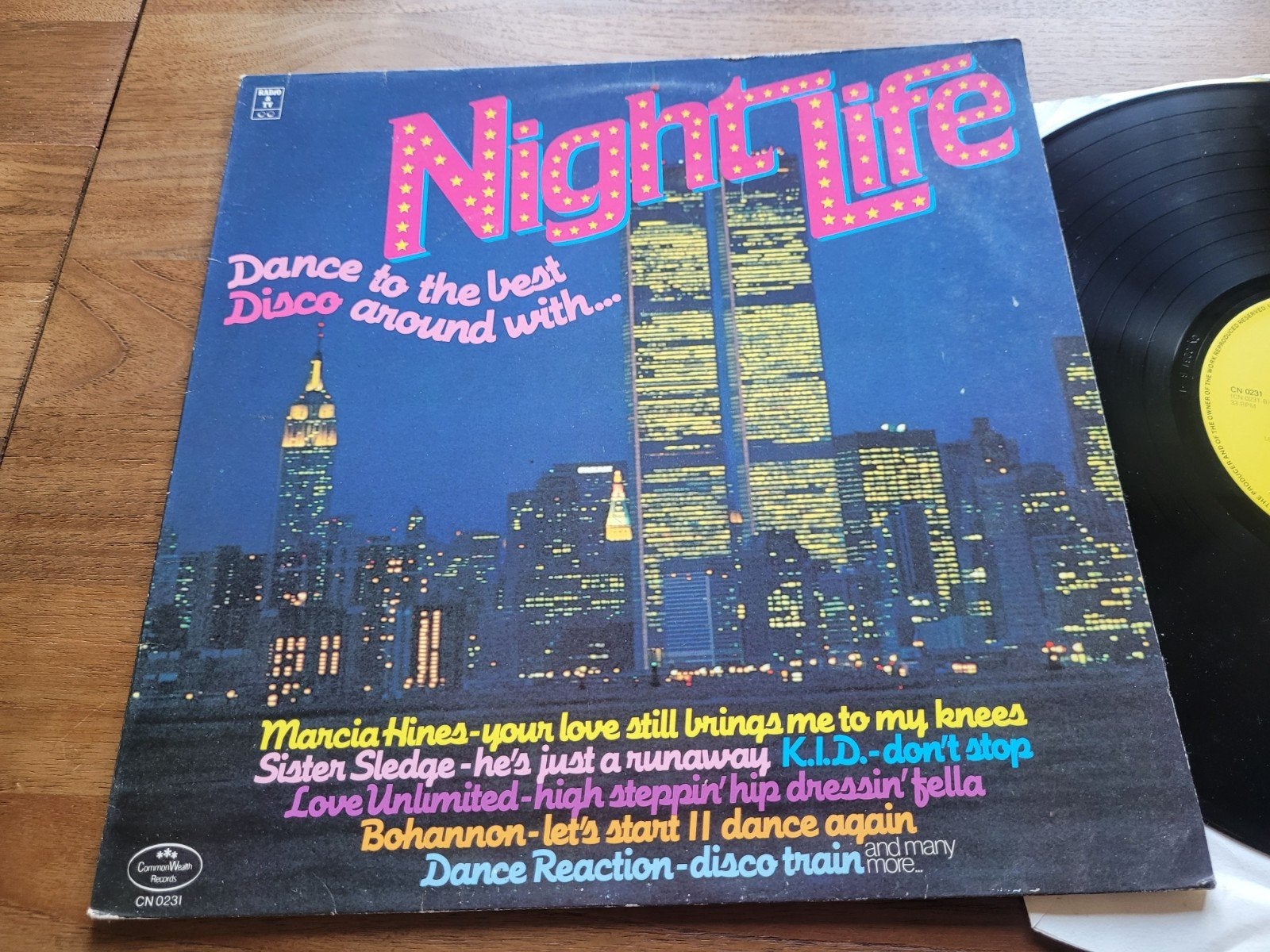 Nightlife - Dance to the best Disco around with... LP, LP, Gebruikt, Ophalen of Verzenden, Complilatie
