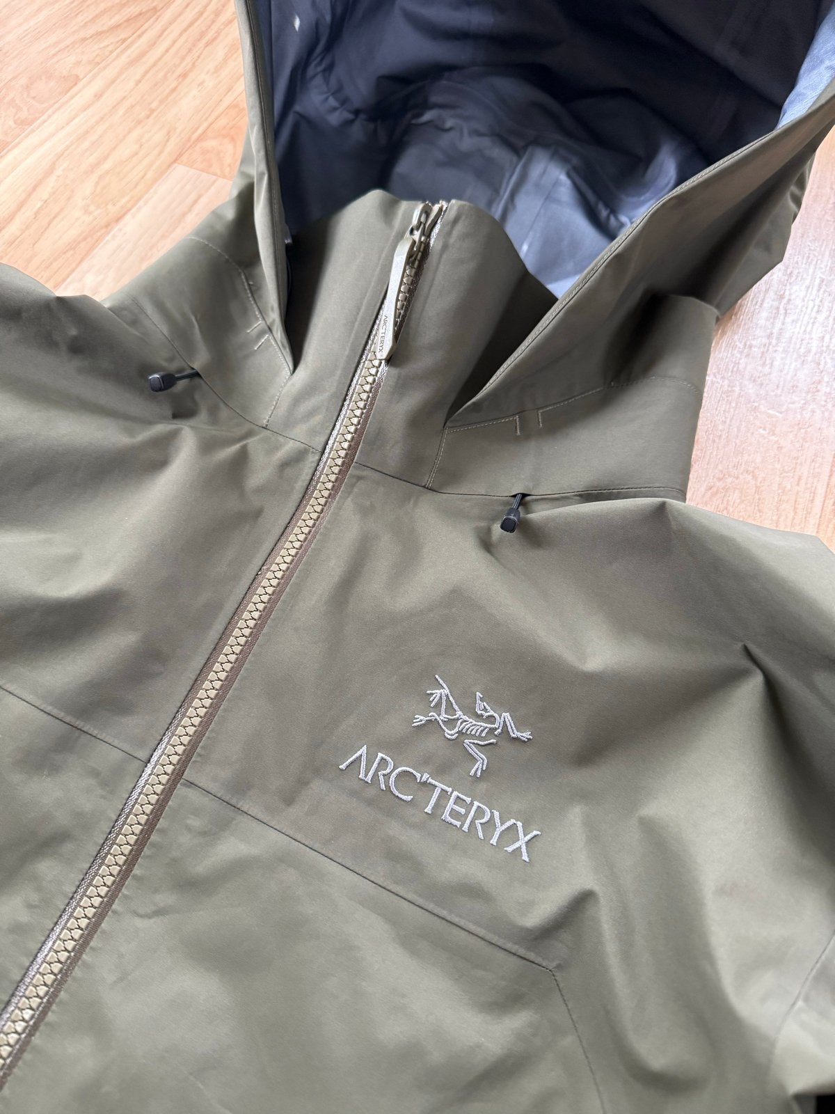 Arc’teryx Beta AR Jacket Heren M Gore-Tex Pro Khaki, Kleding | Heren, Ophalen of Verzenden, Zo goed als nieuw, Maat 48/50 (M)