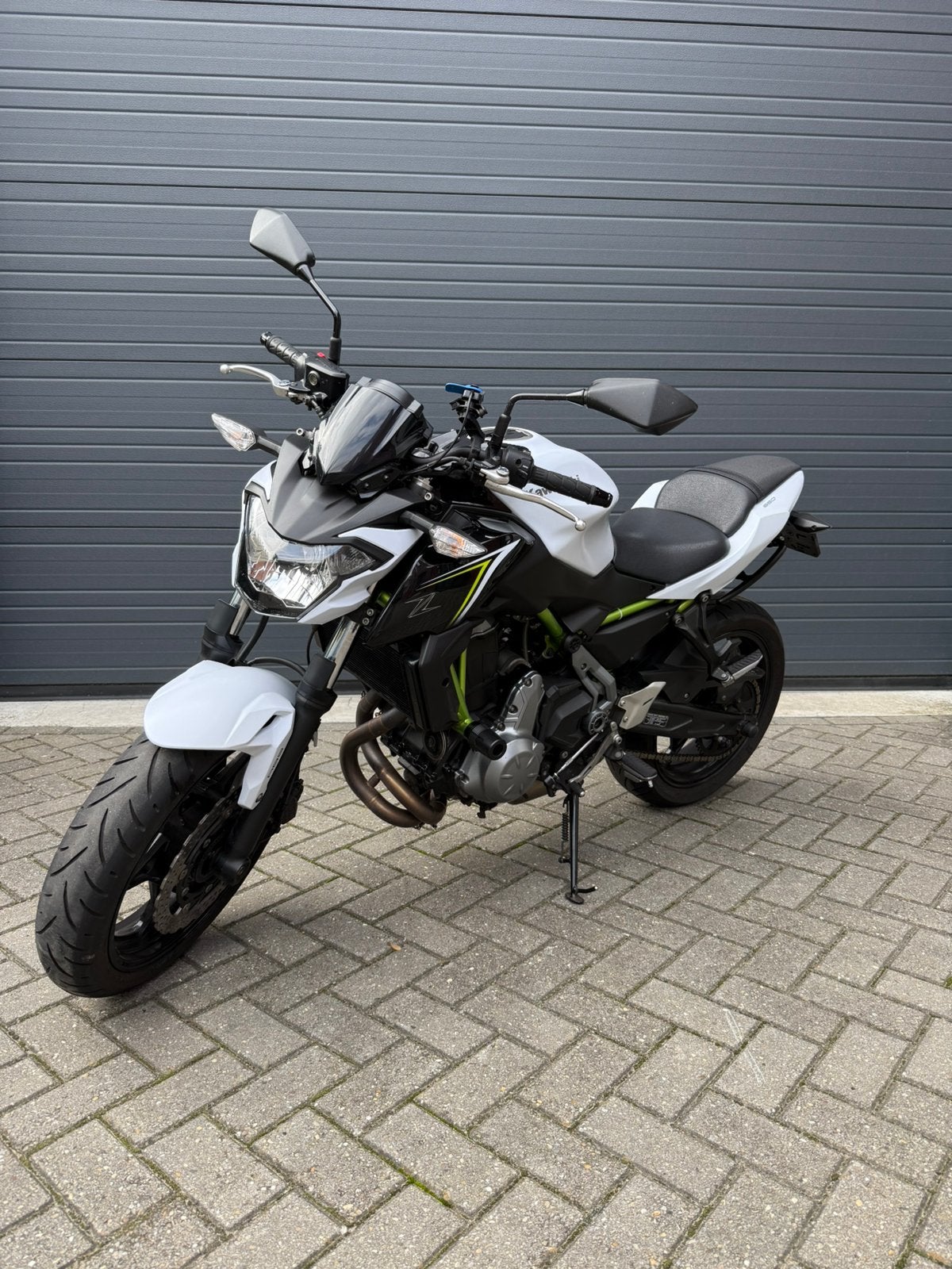 Kawasaki Z650, Motoren, 2 cilinders, ABS, Motorrijbewijs A, Particulier