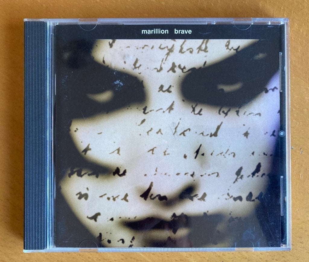 CD Marillion  -  Brave, Cd's en Dvd's, Cd's | Rock, Inclusief doosje, Ophalen of Verzenden, Zo goed als nieuw, Alternative Rock