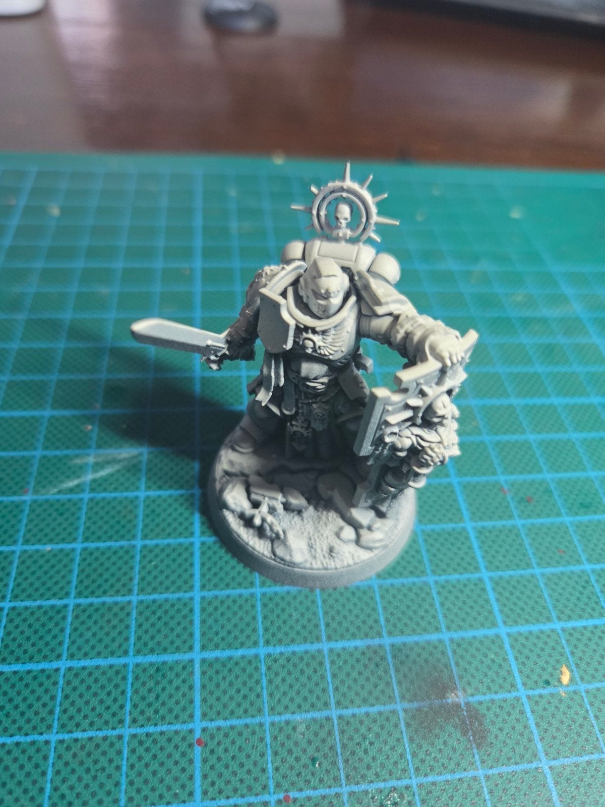 Captain with Relic Shield, Ophalen of Verzenden, Zo goed als nieuw, Warhammer