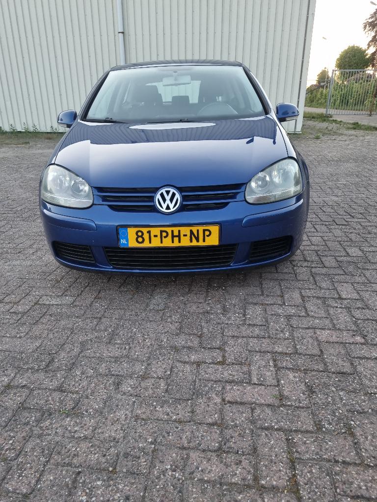 Volkswagen Golf 1.6 16V FSI 85KW 3D 2004 Blauw, Auto's, Volkswagen, Voorwielaandrijving, Beige, 4 cilinders, Blauw
