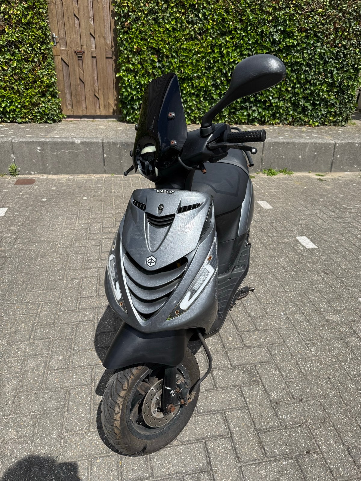 Piaggio Zip brom, Fietsen en Brommers, Brommeronderdelen | Scooters, Gebruikt, Ophalen of Verzenden