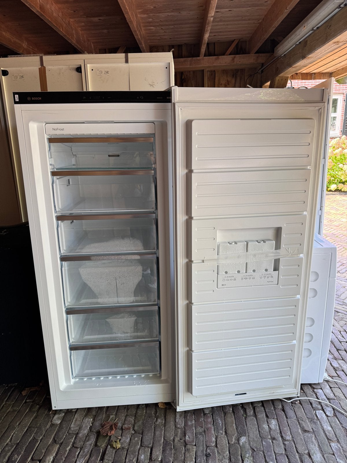 Bosch No Frost Vrieskast - 290L, 5 lades + 1 klep, Witgoed en Apparatuur, 160 cm of meer, Zo goed als nieuw, Ophalen, Vrieskast